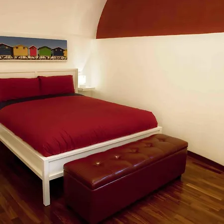 Holiday home The Red Rome