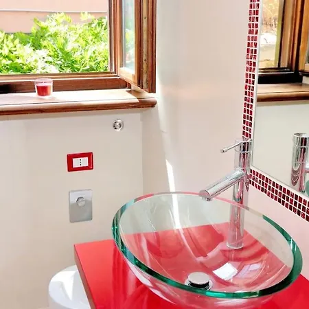Apartment The Red
